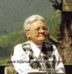 FAEB1C15-ED11-4782-BF79-D2E01F05B12B